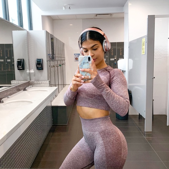 Meet your Posher, Tianna - Picture 4 of 4